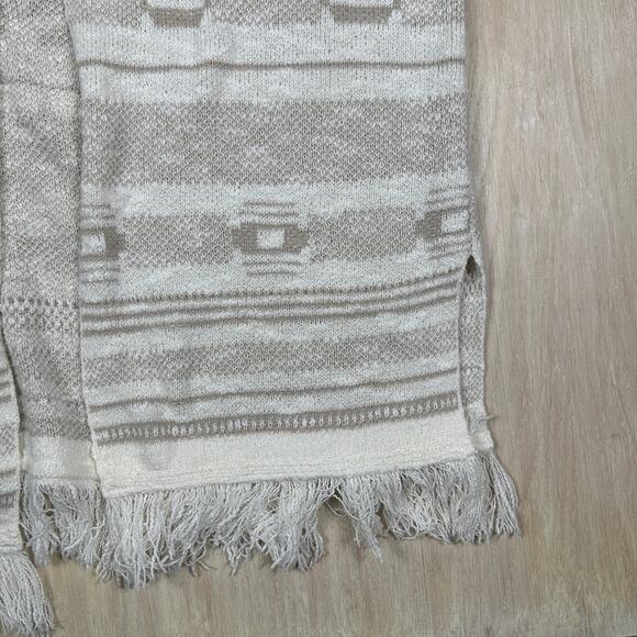 Old Navy Beige Cream Fringe Open Front Poncho Cardigan XL-XXL Boho Knit Wrap - Picture 3 of 13
